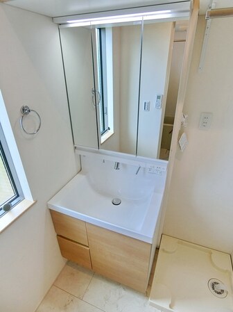 ウエストコート日野の物件内観写真